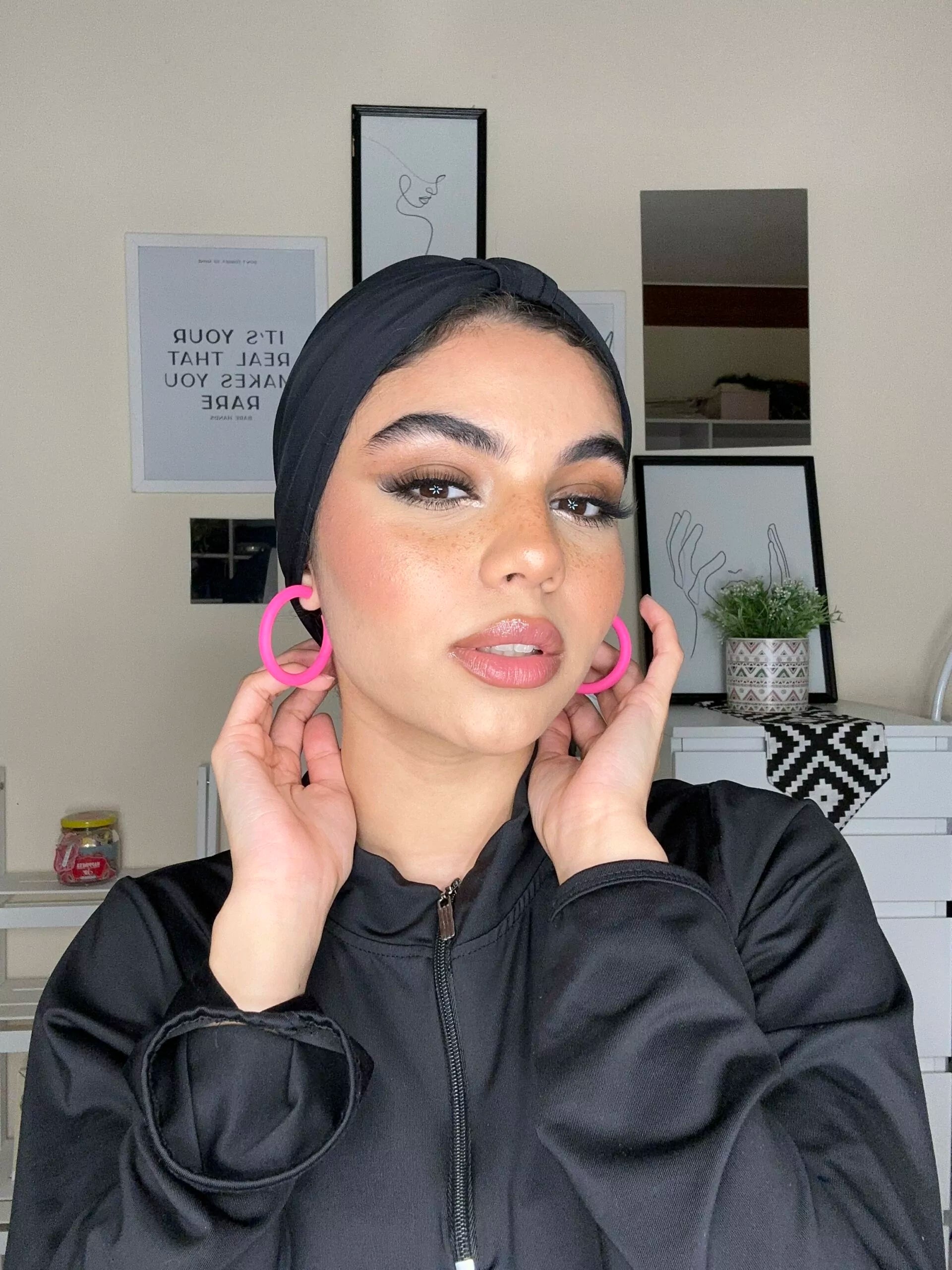 تربون سادة اسود